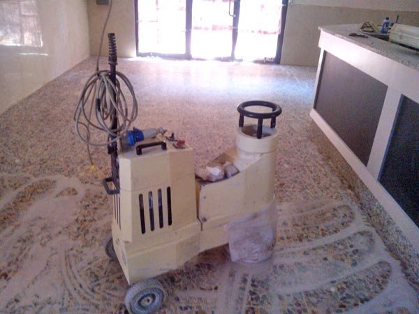 levigatura-pavimenti-in-granito-Modena-Reggio-Emilia