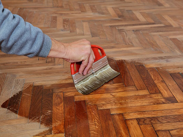 Lucidatura-pavimenti-in-legno-modena
