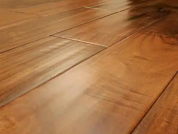 lucidatura-pavimenti-in-legno-a-Reggio-Emilia